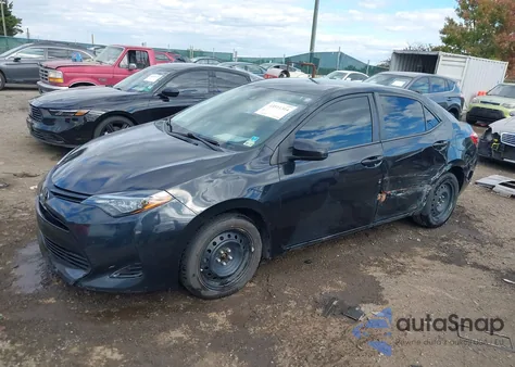 2018 Toyota Corolla Le из США, поврежденный, VIN 5YFBURHE4JP839089